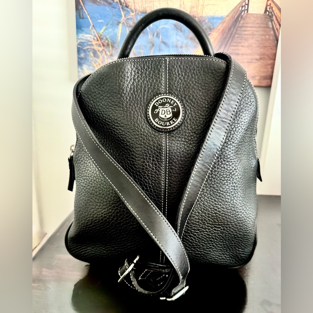 Vintage Dooney & Bourke AWL2 Black Pebbled Leather Zip Backpack Y2K EUC